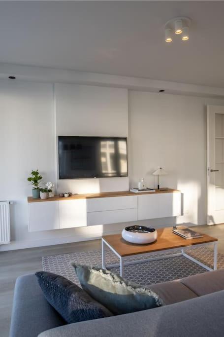 Home Away, Light And Bright Cadzand Eksteriør billede
